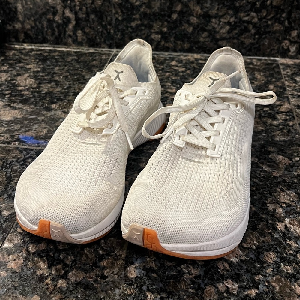 White flux runners